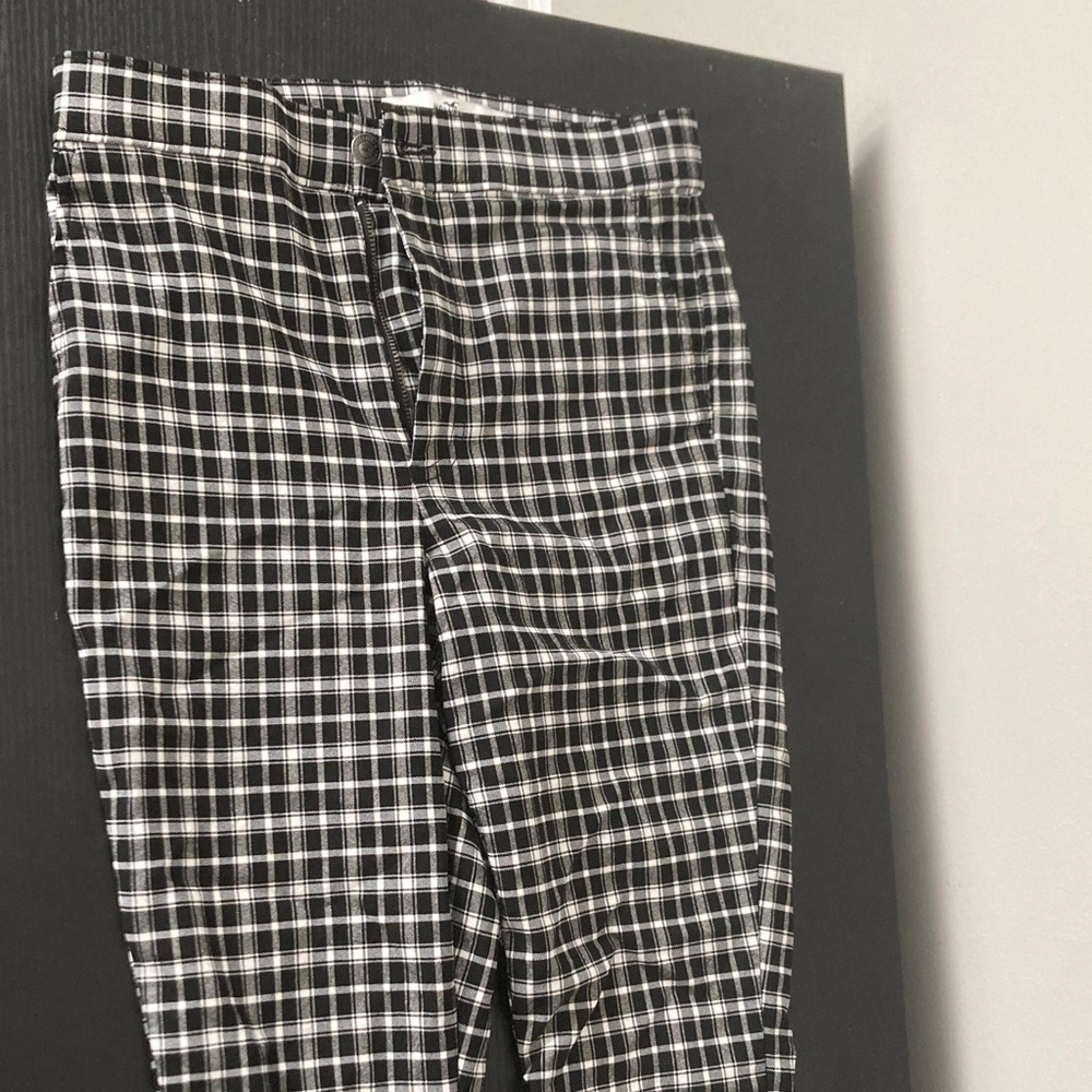 Hollister Women's Black and White Checkered Skinny Pants